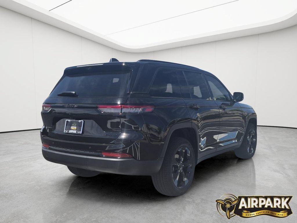 New 2025 Jeep Grand Cherokee Limited w/ Luxury Tech Group II RWD image 4