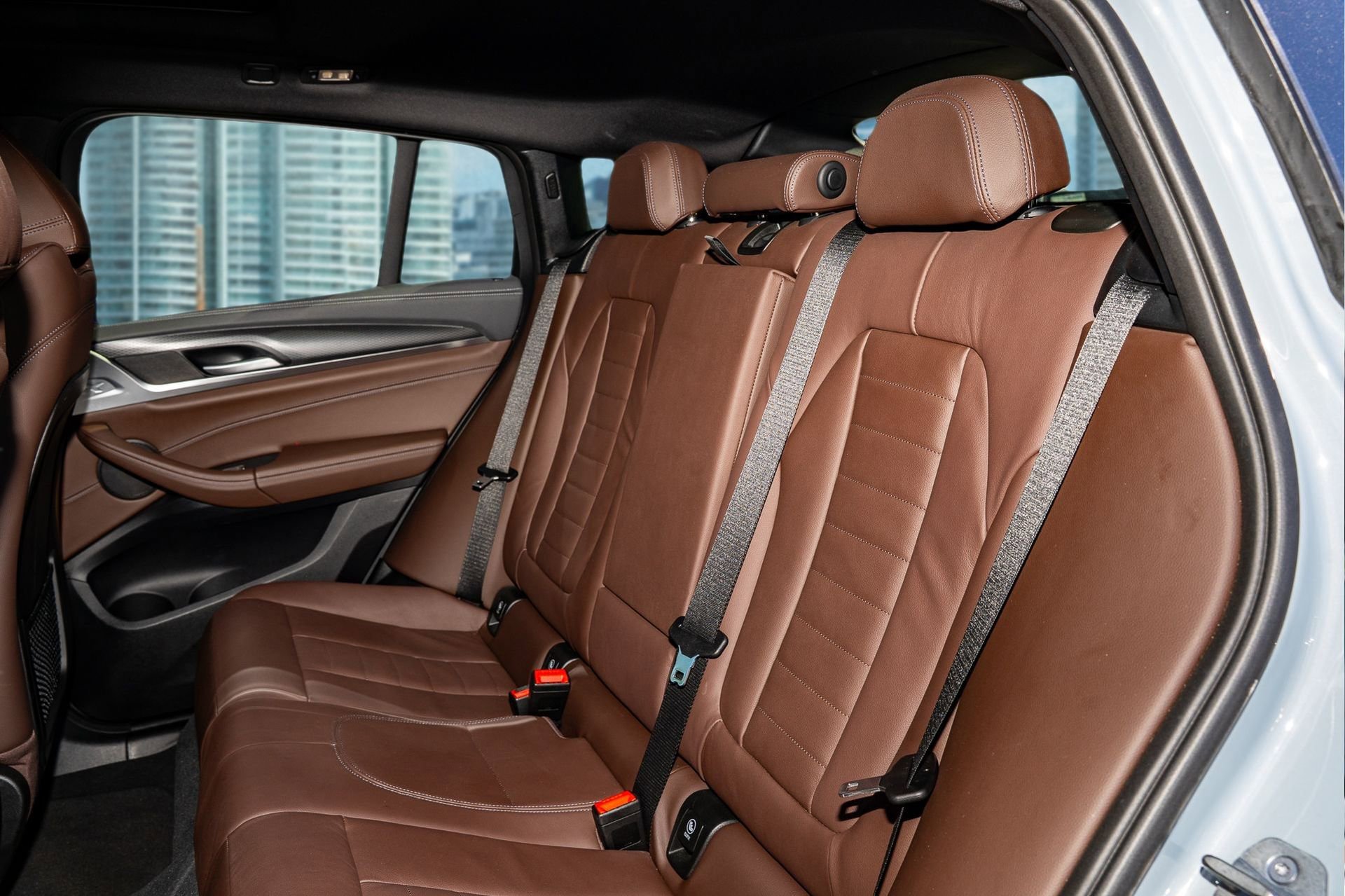 Used 2023 BMW X4 M40i w/ Premium Package image 15