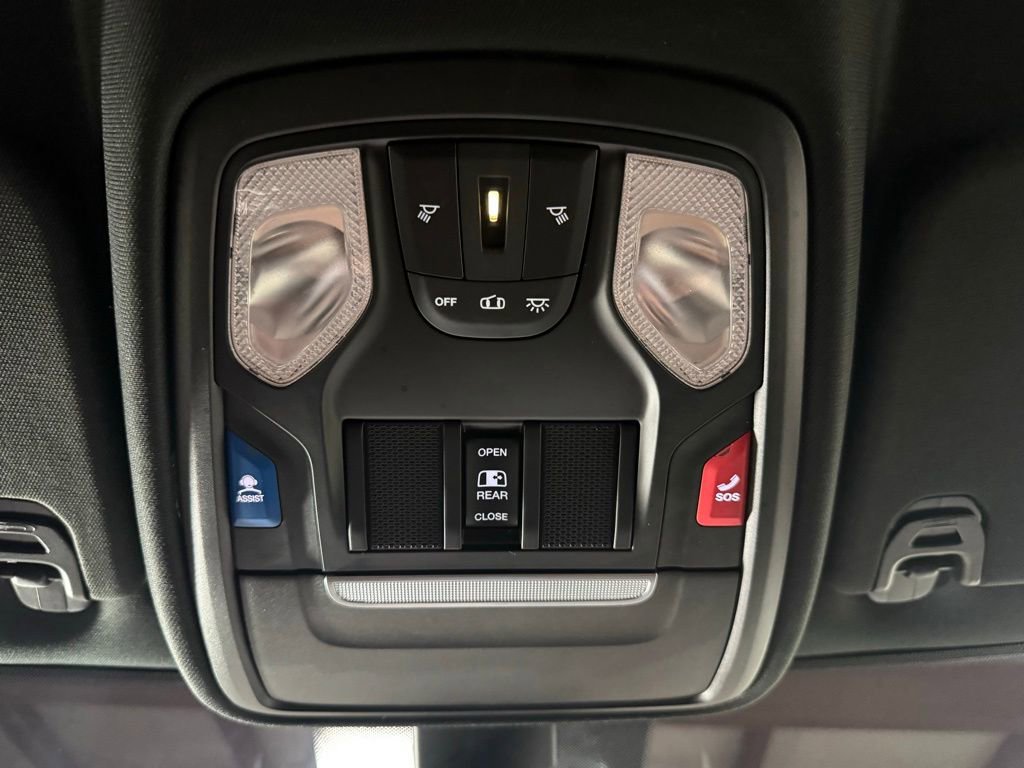 Used 2021 RAM 1500 Big Horn image 14