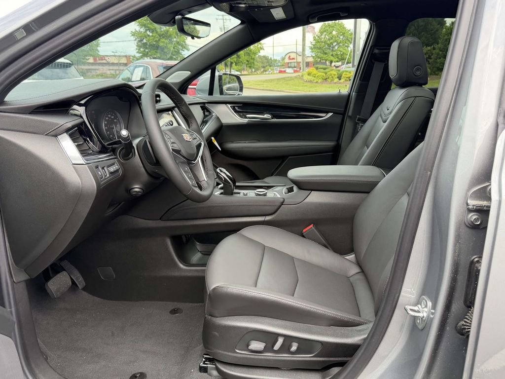 New 2026 Cadillac XT5 Premium Luxury w/ Driver Assist Package FWD image 16