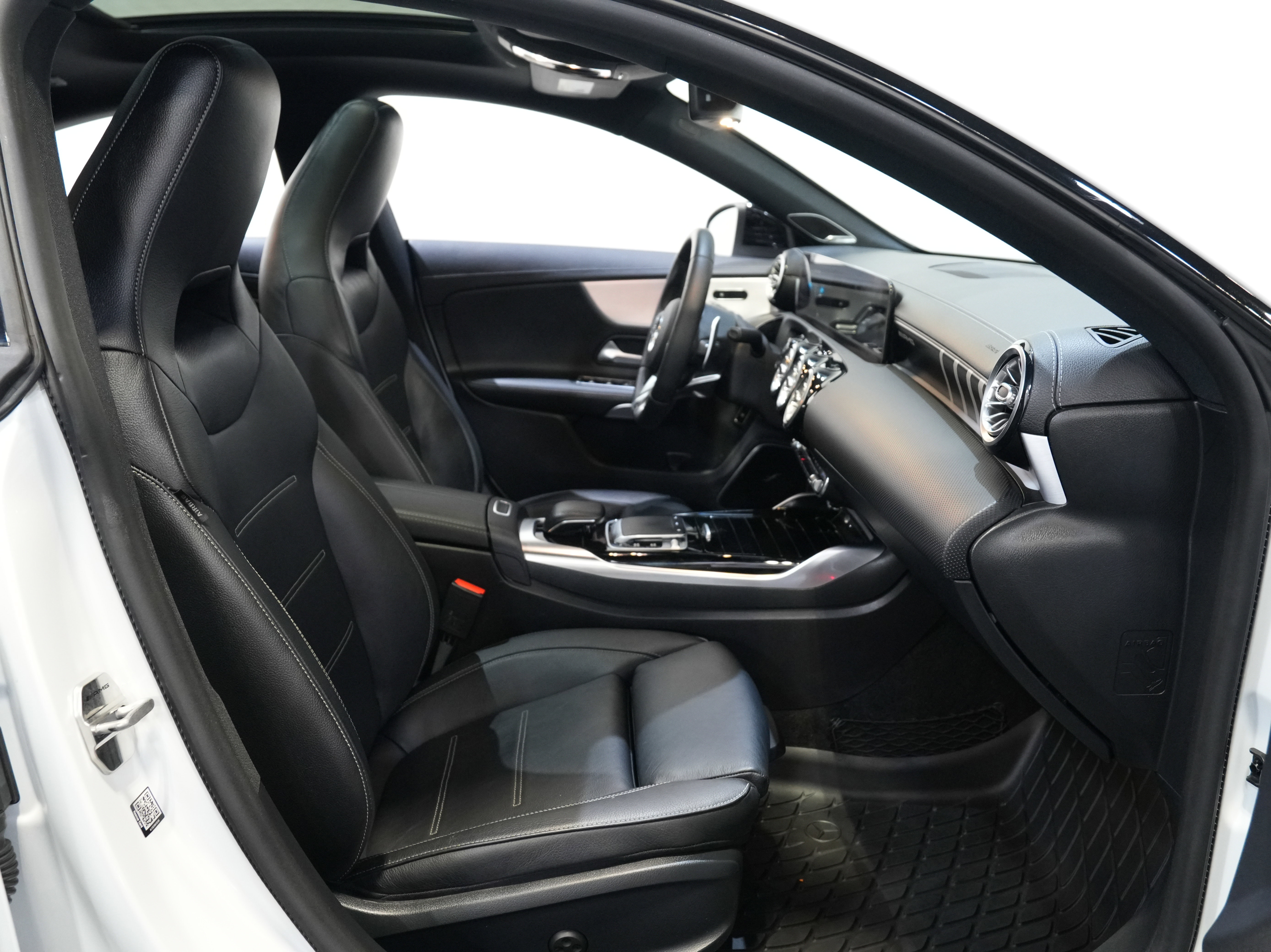 Used 2020 Mercedes-Benz CLA 45 AMG 4MATIC image 36