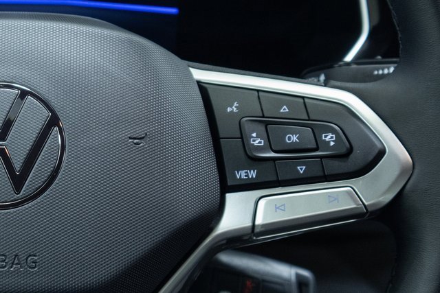 Used 2024 Volkswagen Jetta Sport image 21