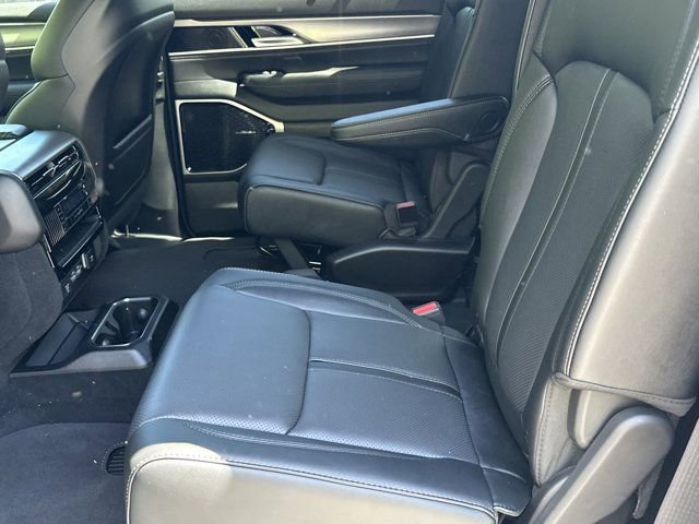 New 2026 Jeep Grand Wagoneer L Limited AWD/4WD image 22