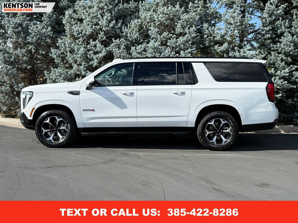 Used 2025 GMC Yukon XL AT4 image 3