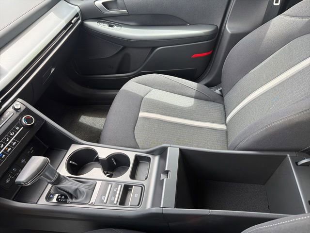 Used 2025 Hyundai Sonata SE FWD image 16