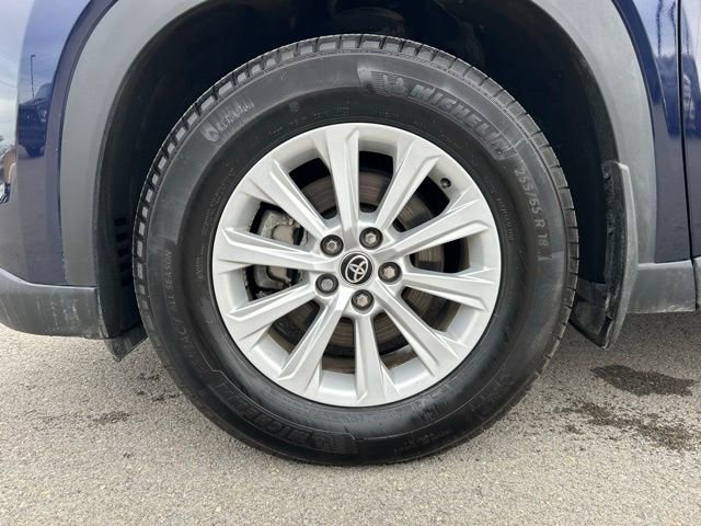 Used 2024 Toyota Grand Highlander XLE image 11