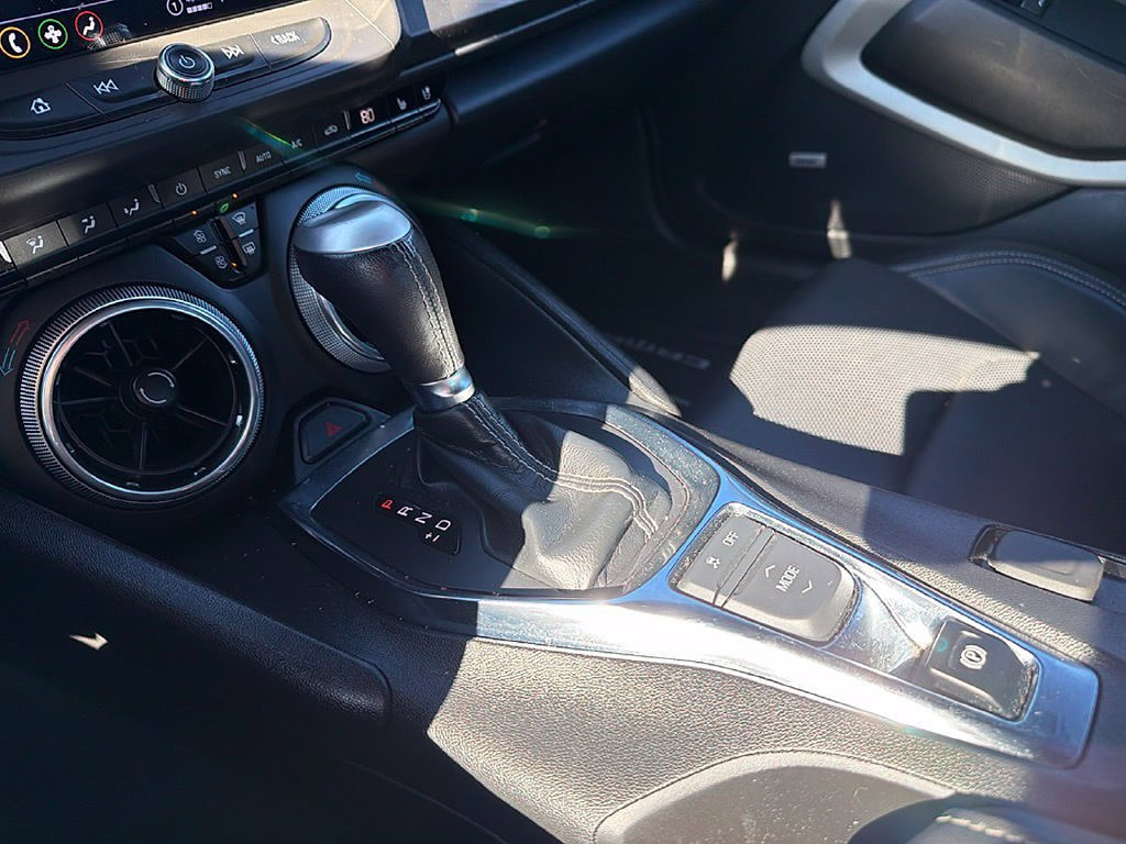 Used 2023 Chevrolet Camaro LT RWD image 18