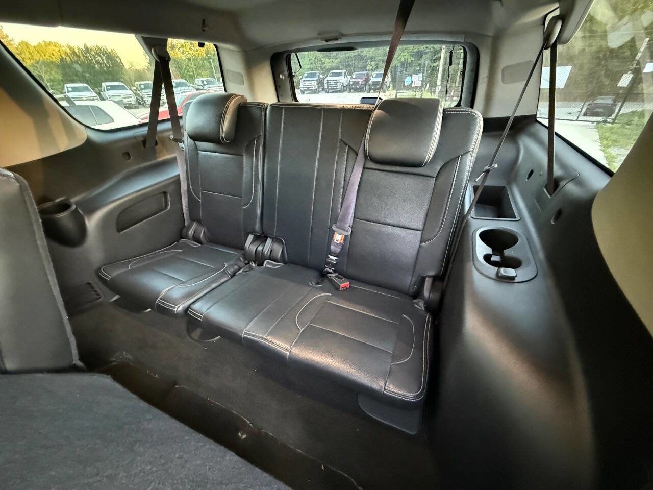 Used 2016 Chevrolet Suburban LS RWD image 22