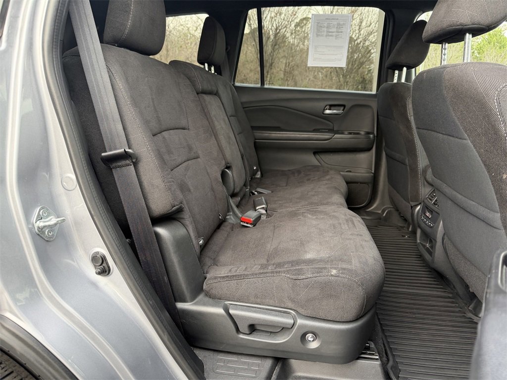 Used 2022 Honda Pilot Sport image 13
