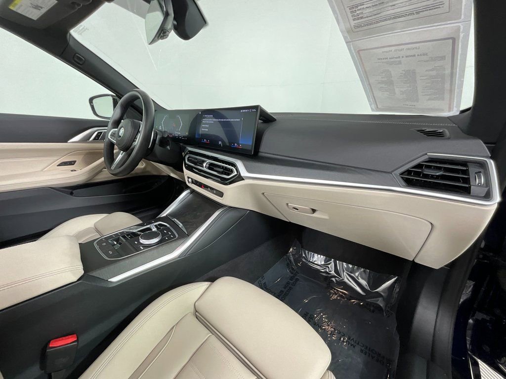 Used 2024 BMW M440i Convertible w/ Premium Package image 21