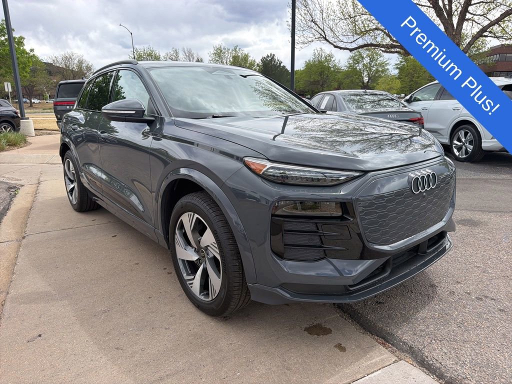 Used 2025 Audi Q6 e-tron Premium Plus w/ Premium Plus AWD/4WD image 7