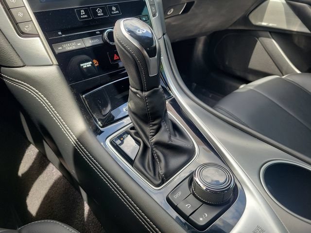 Used 2019 INFINITI Q60 3.0t Luxe RWD image 28