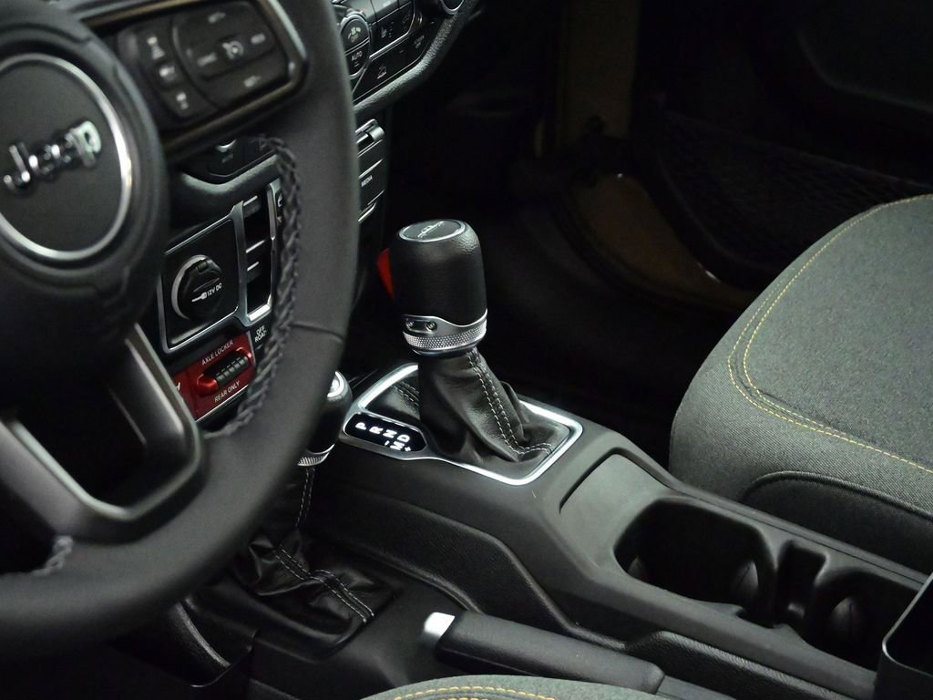 Used 2025 Jeep Gladiator Willys image 48