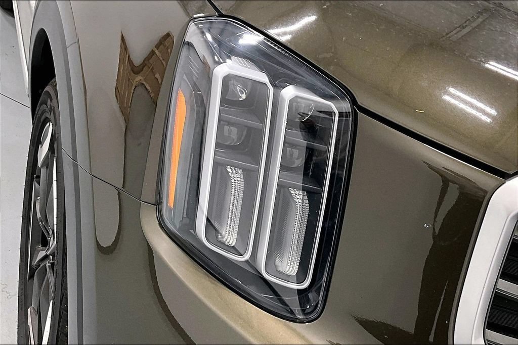 Used 2025 Kia Telluride S FWD image 35