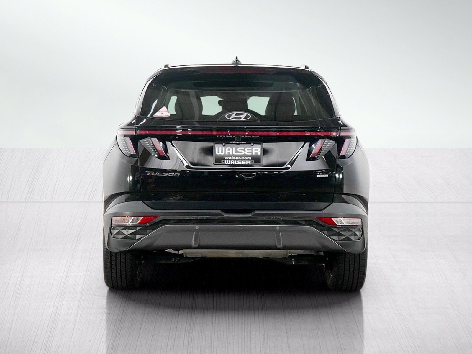 Used 2024 Hyundai Tucson Limited AWD/4WD image 4