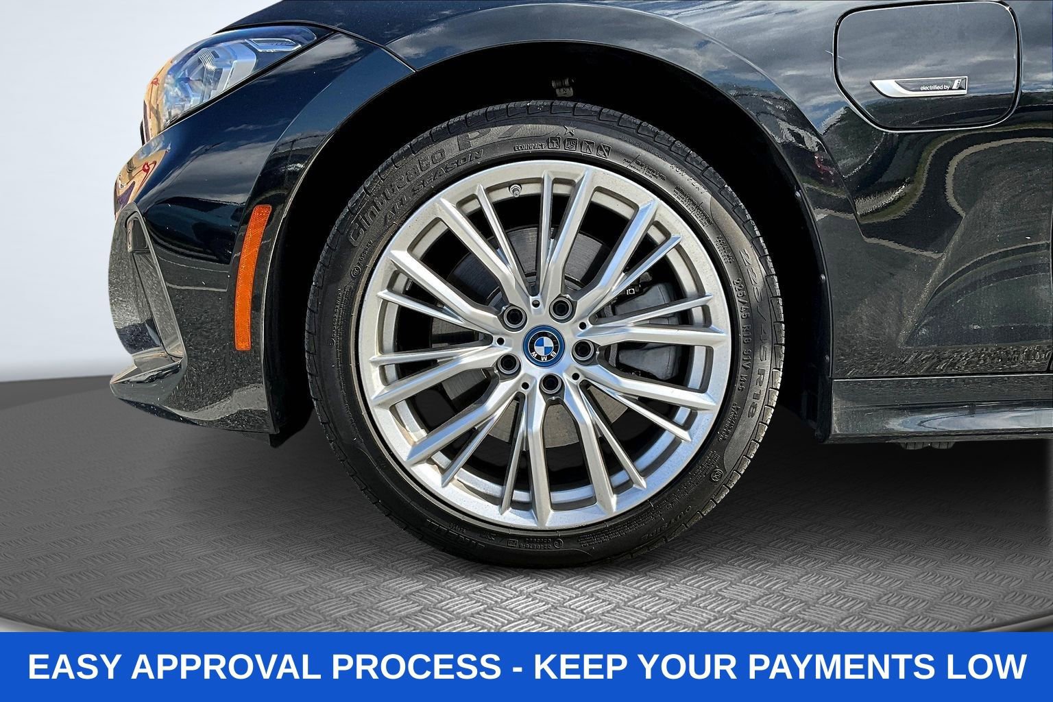 Used 2023 BMW 330e xDrive w/ Driving Assistance Package AWD/4WD image 44