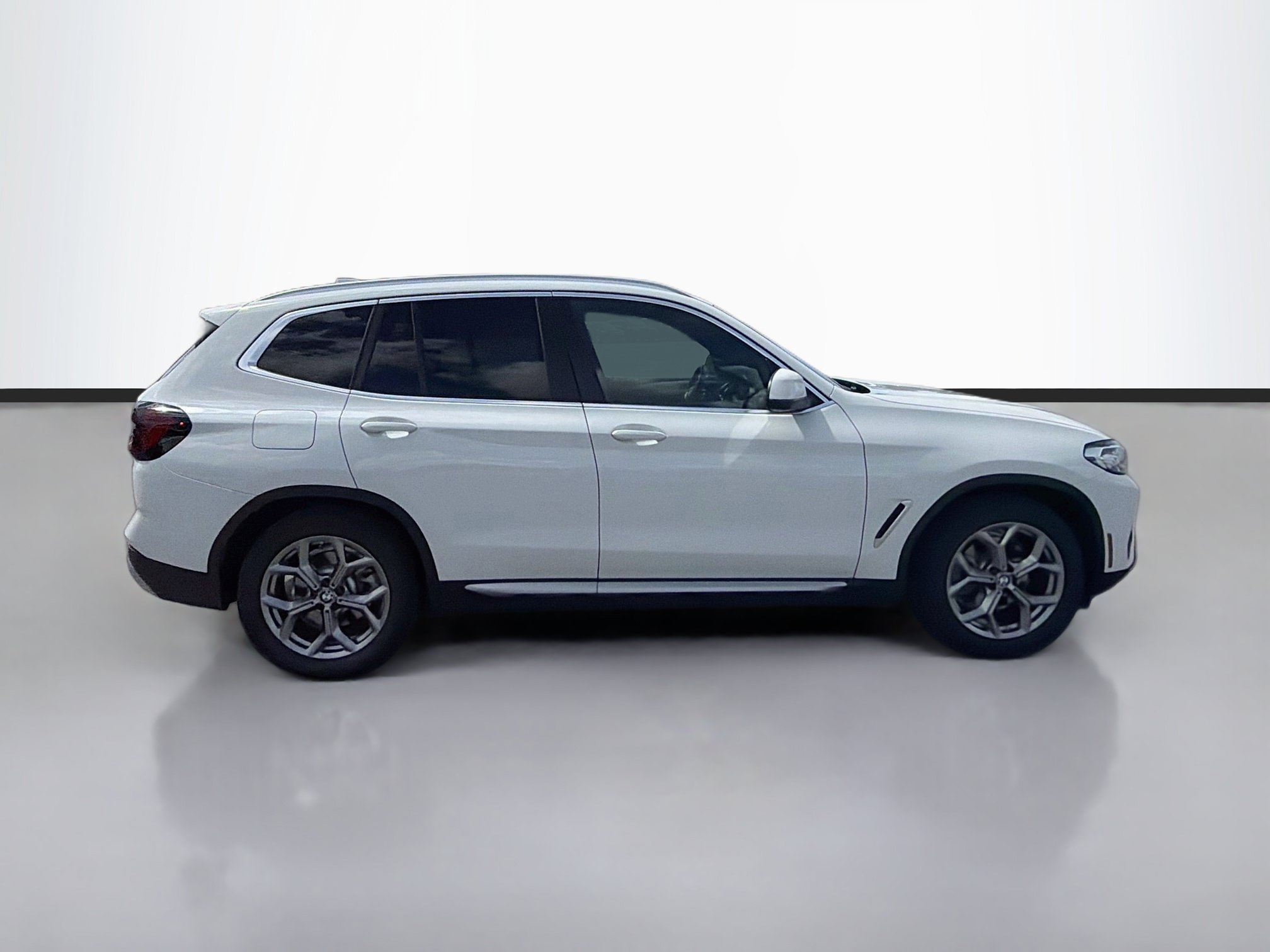 Used 2022 BMW X3 xDrive30i w/ Convenience Package AWD/4WD image 6