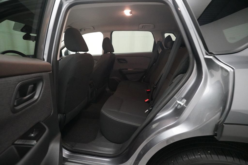 Certified 2023 Nissan Rogue S image 14