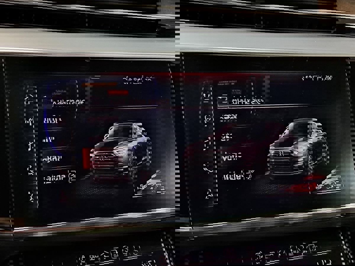 Used 2021 Audi A8 L 4.0T w/ Executive Plus Package image 48