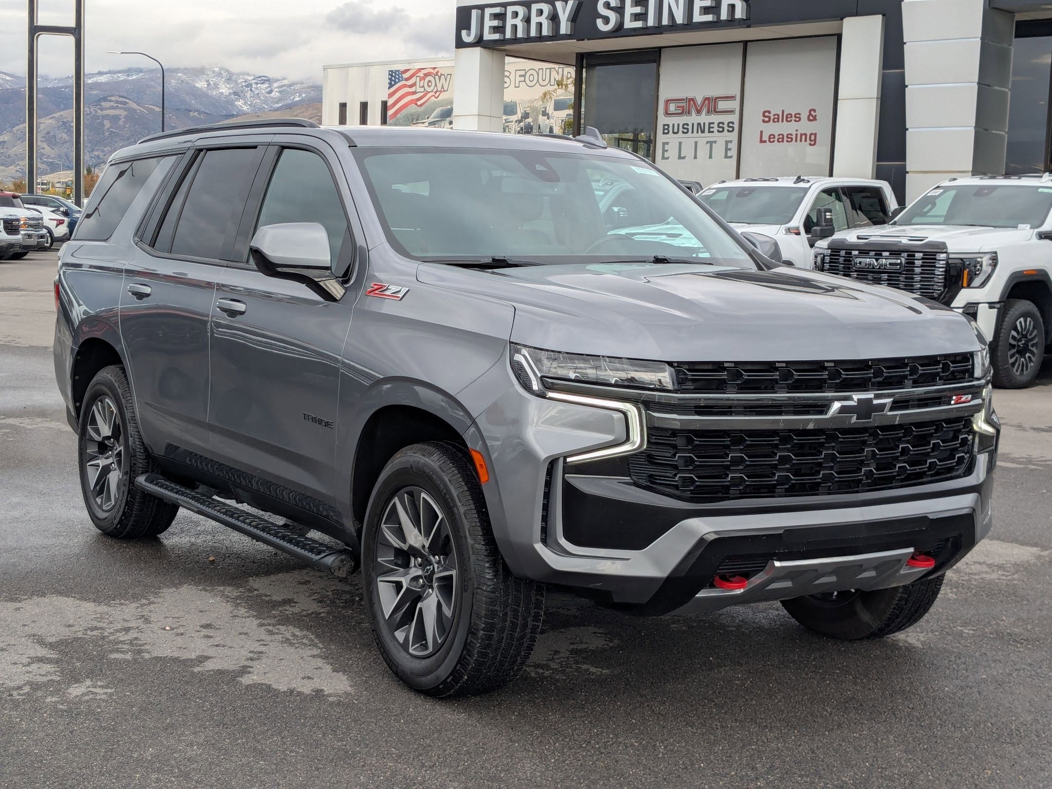Used 2021 Chevrolet Tahoe Z71 w/ Rear Media and Nav Package image 8