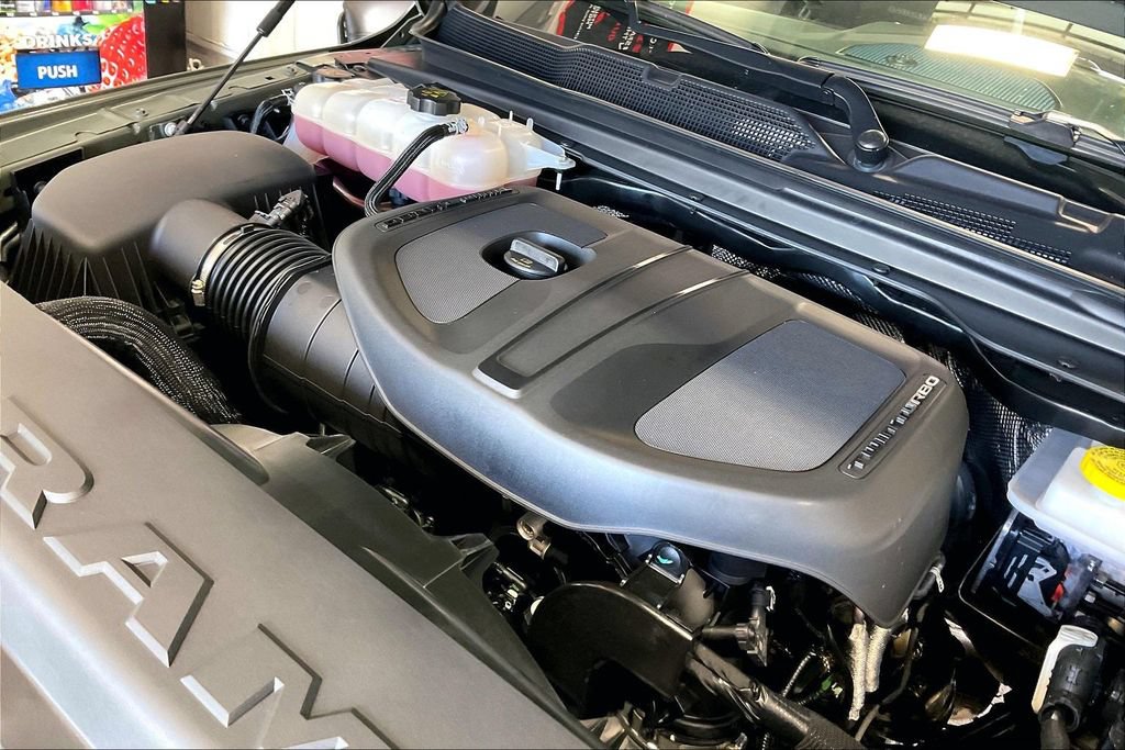 Used 2026 RAM 1500 Laramie AWD/4WD image 28