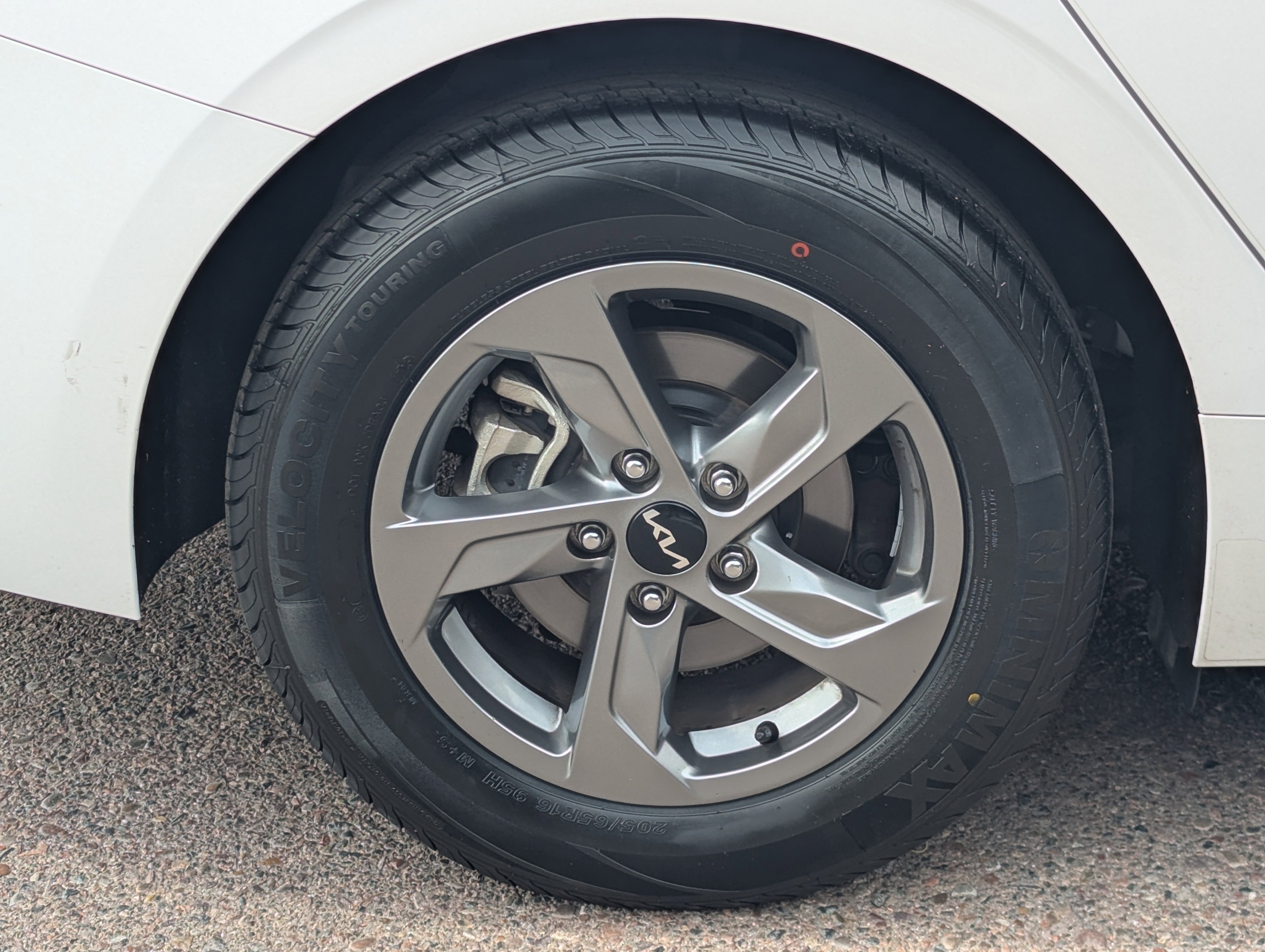 Used 2023 Kia K5 LXS FWD image 7