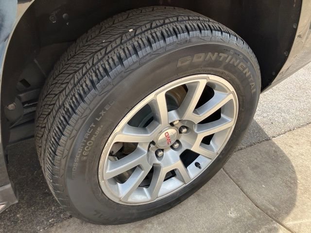 Used 2020 GMC Yukon XL Denali w/ Open Road Package image 49