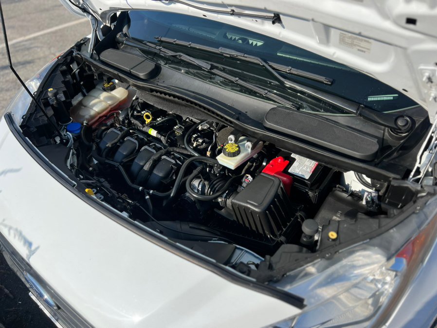 Used 2019 Ford Transit Connect XL image 39