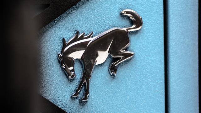 Used 2025 Ford Bronco RETRO image 27