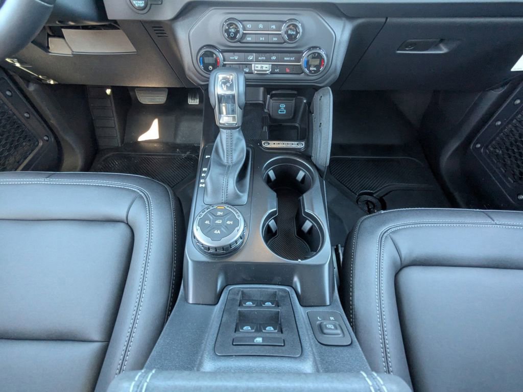 New 2025 Ford Bronco Badlands image 19