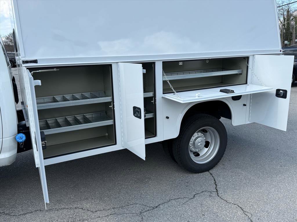 New 2026 RAM 5500 Tradesman w/ Chrome Appearance Group image 14