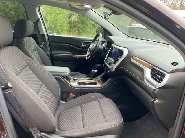 Used 2017 GMC Acadia SLE image 36