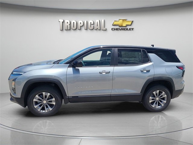 New 2026 Chevrolet Equinox LT image 2