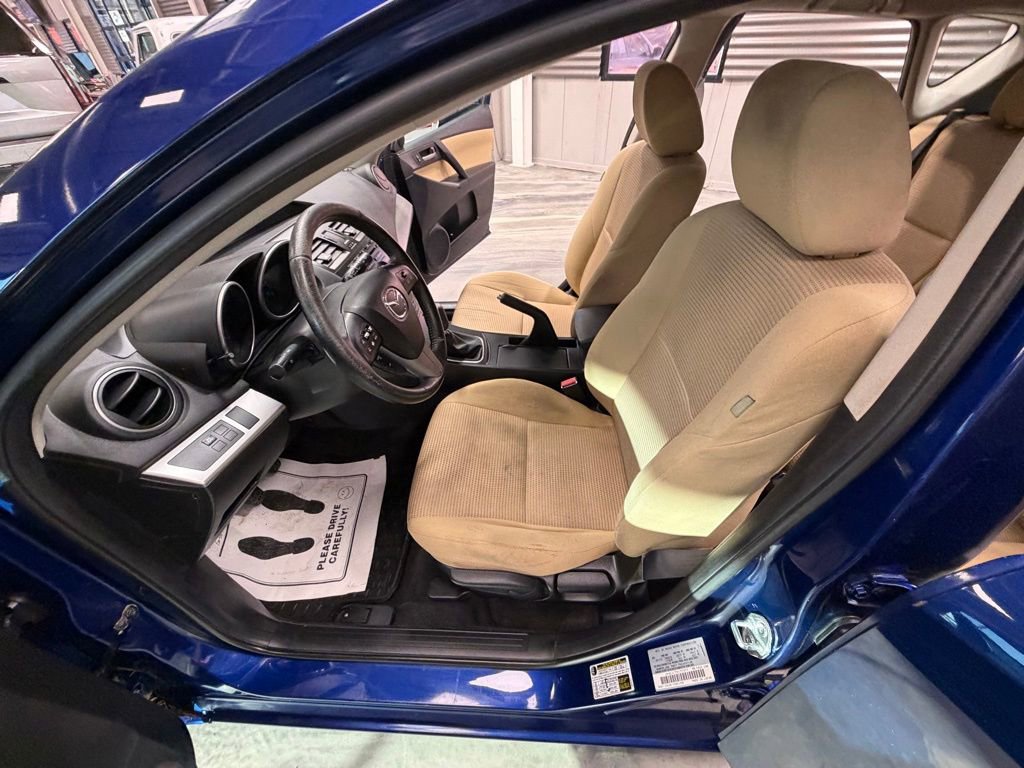 Used 2013 MAZDA MAZDA3 i Touring image 48