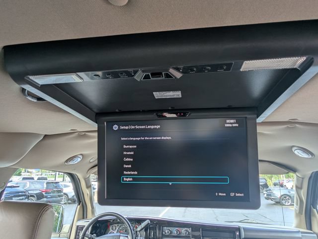 Used 2019 Chevrolet Express 2500 RWD image 19