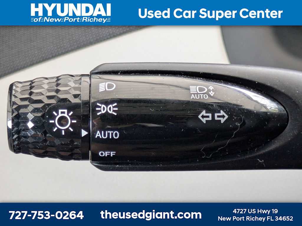 Certified 2024 Hyundai Tucson SEL w/ Convenience Package FWD image 35