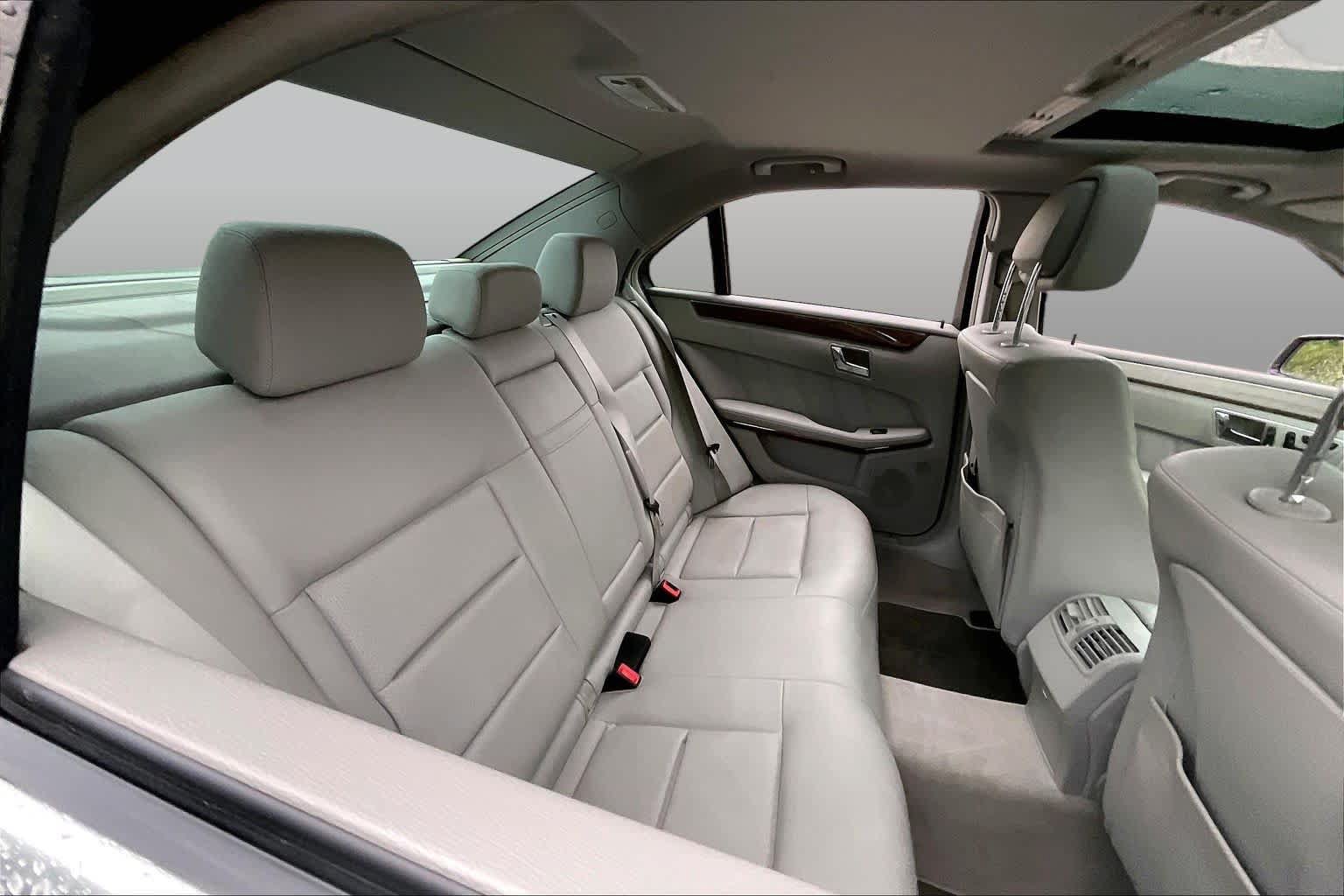 Used 2011 Mercedes-Benz E 350 Sedan image 19
