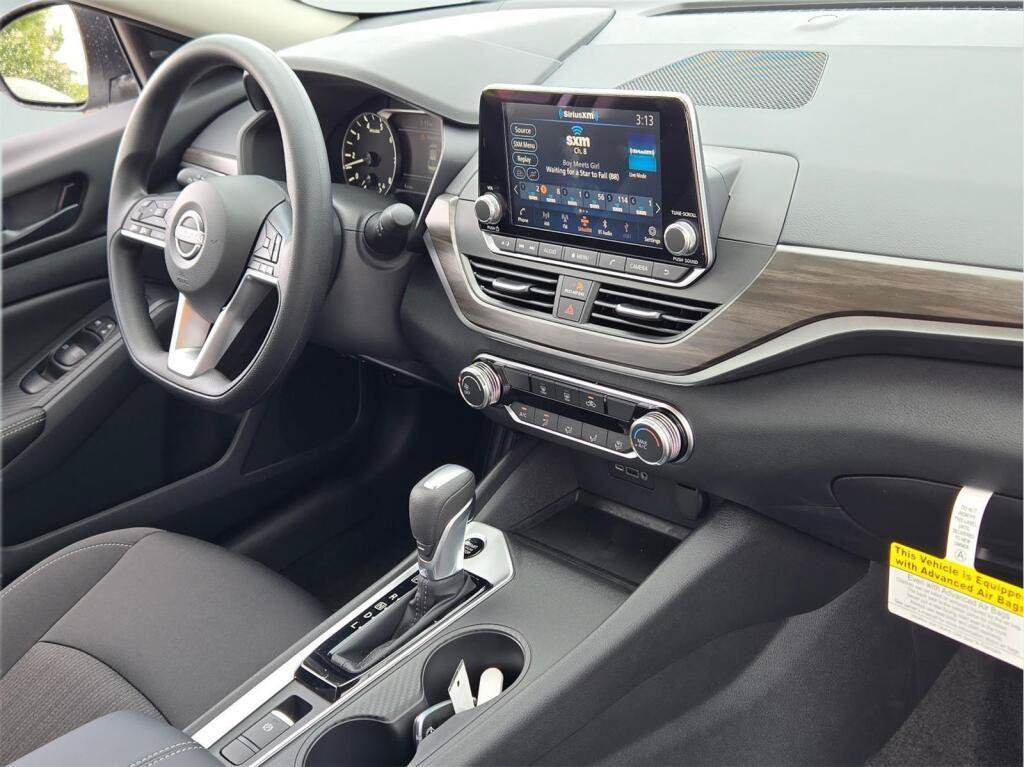 New 2026 Nissan Altima 2.5 SV AWD/4WD image 5