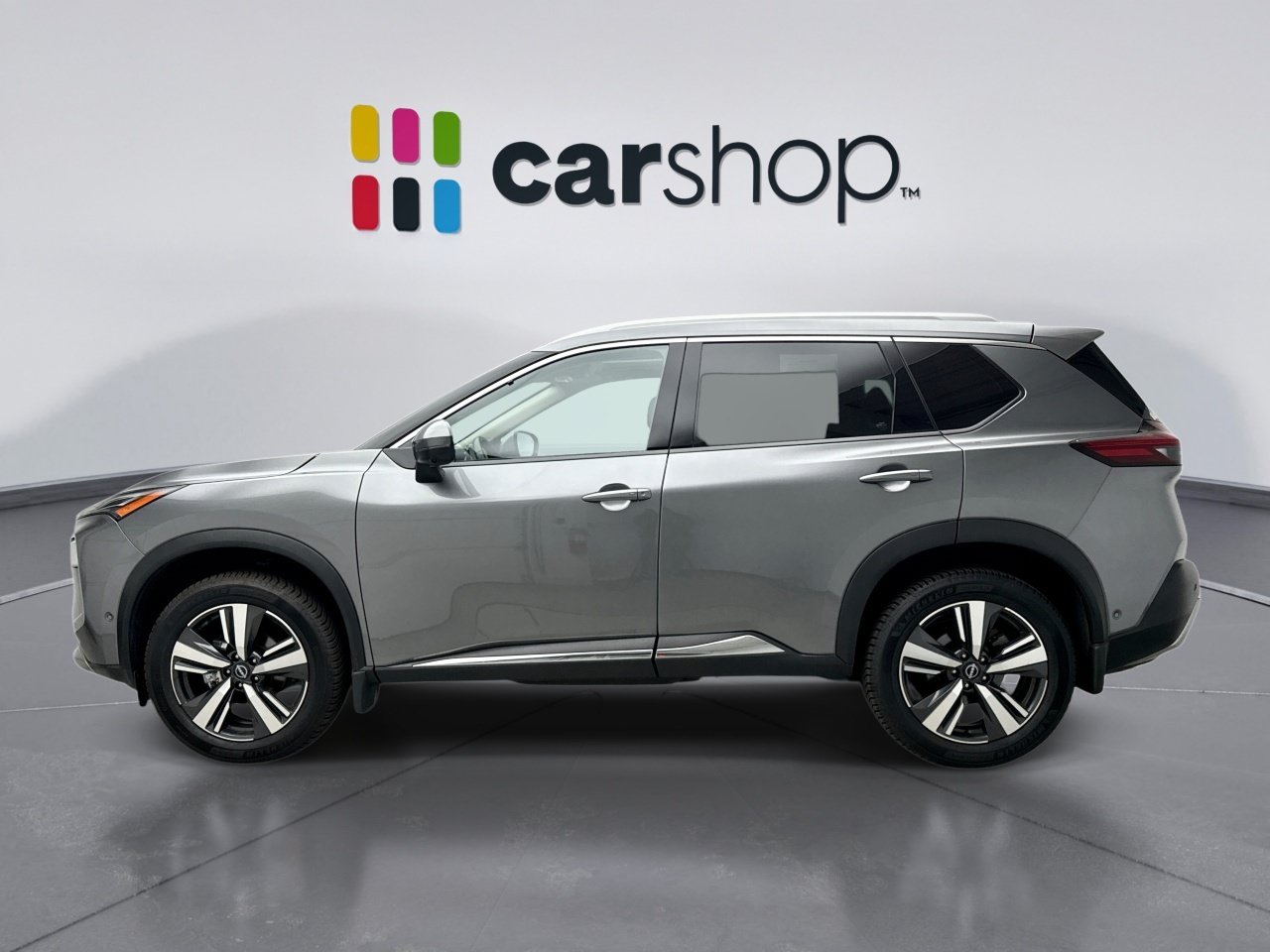 Used 2023 Nissan Rogue Platinum w/ Platinum Premium Package AWD/4WD image 2