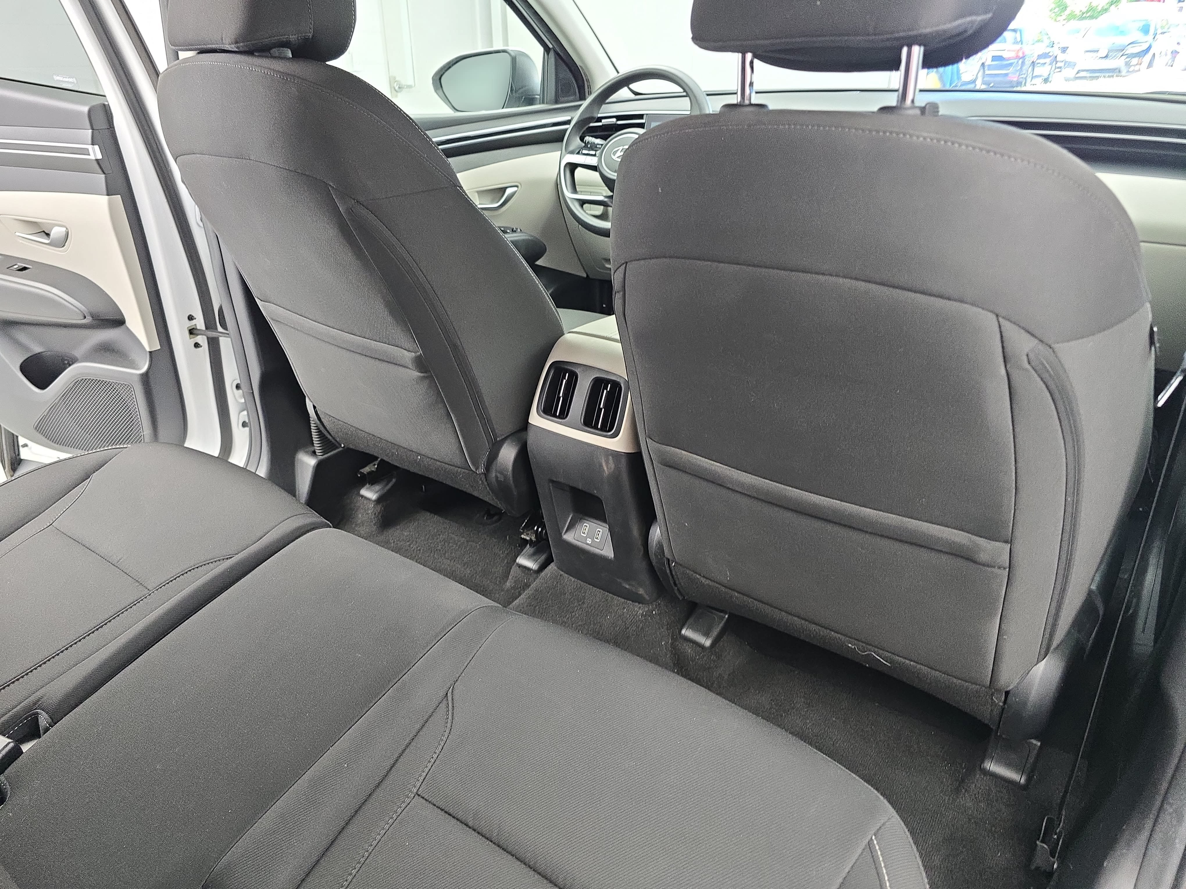 Used 2024 Hyundai Tucson SEL AWD/4WD image 11