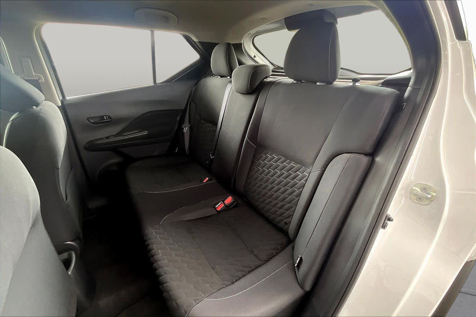 Certified 2022 Nissan Kicks S FWD image 19