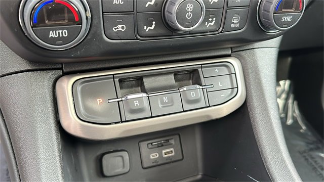 Used 2023 GMC Acadia Denali w/ Denali Technology Package image 29