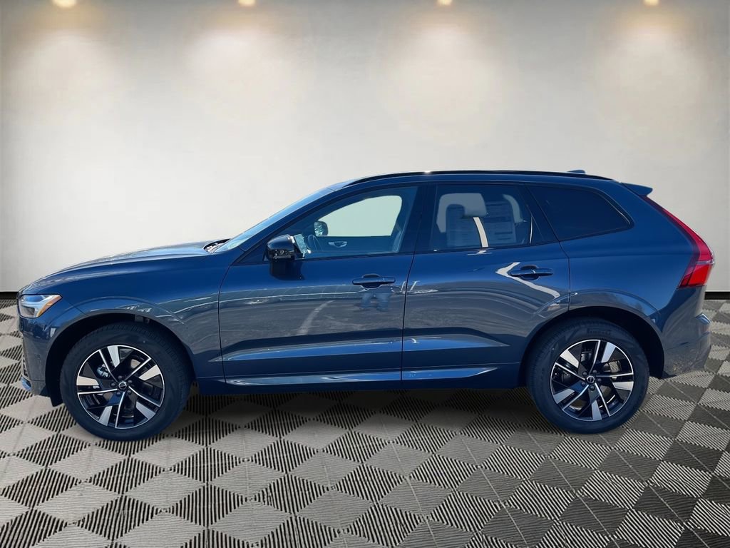 New 2026 Volvo XC60 B5 Plus w/ Climate Package image 6