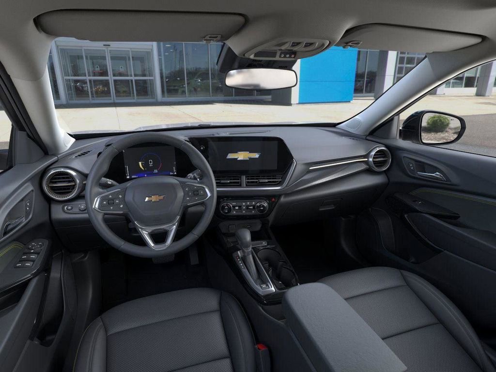 New 2026 Chevrolet Trax ACTIV w/ Sunroof Package FWD image 16