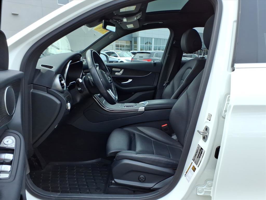Certified 2022 Mercedes-Benz GLC 300 4MATIC image 11