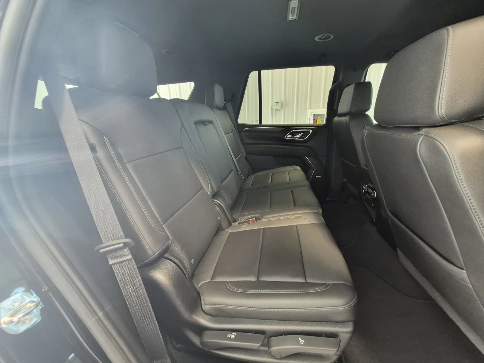 Used 2024 Chevrolet Tahoe Z71 AWD/4WD image 22