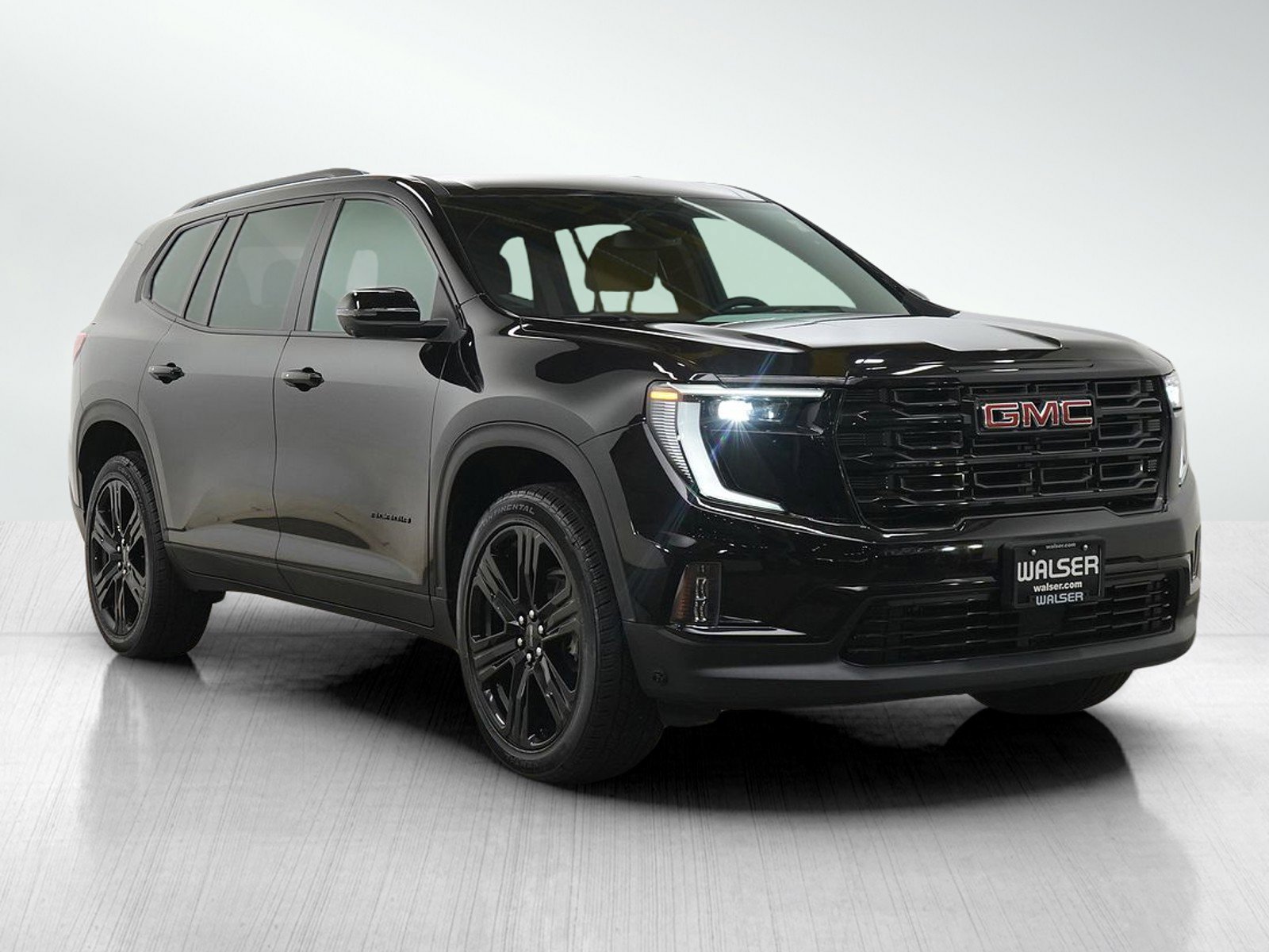 Used 2025 GMC Acadia Elevation w/ Elevation Premium Package AWD/4WD image 7