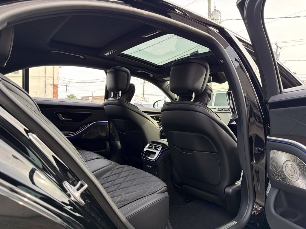Used 2022 Mercedes-Benz S 580 4MATIC Sedan image 29
