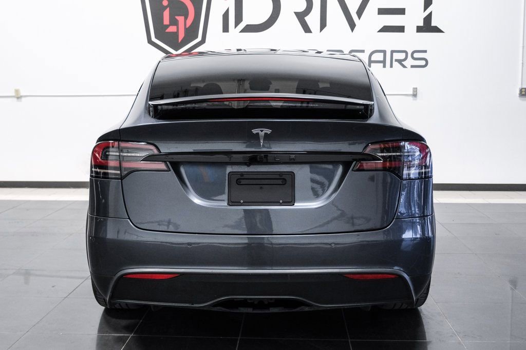 Used 2022 Tesla Model X image 11