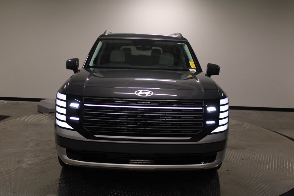 Used 2026 Hyundai Palisade Calligraphy image 8